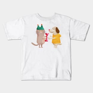 Illustration of a cat giving a bone to a dog as gift Kids T-Shirt